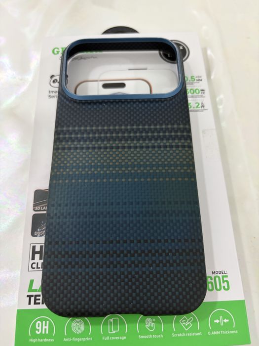 Продам чехол от iphone 17pro pitaka