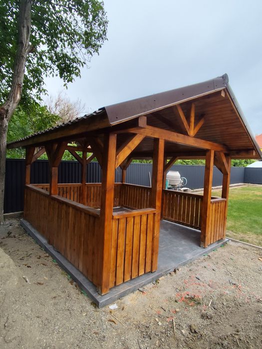 Foișoare ,Terase, filigorii și închideri din lemn.