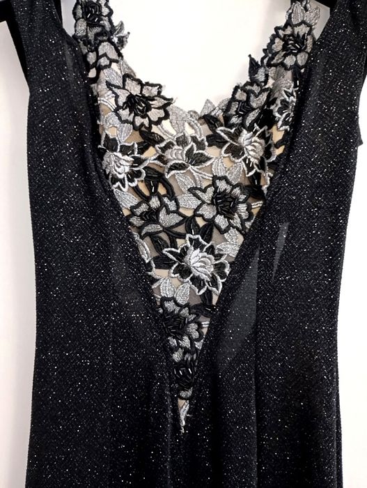 КЛАСИКА Бална права рокля  на м.к. Одета