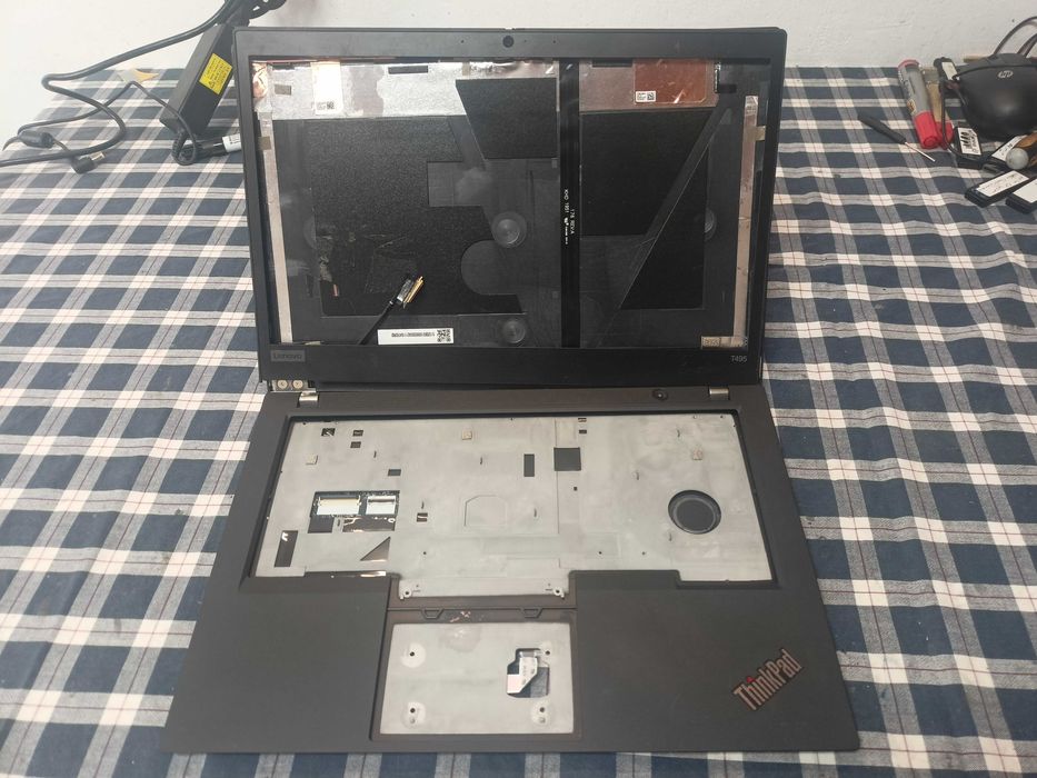 Elemente Lenovo ThinkPad T495