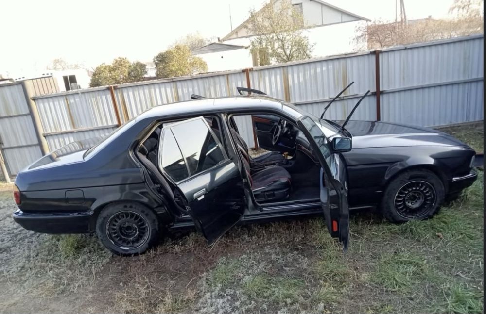 BMW 730