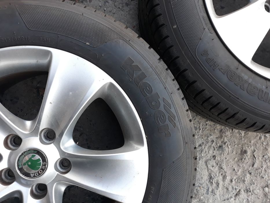 Set 4 jante aluminiu Skoda octavia cu anvelope 205 60 16 5 x 112 Octavia Golf 5.6.7 Touran