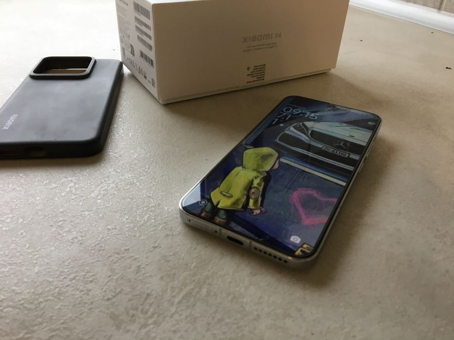 Xiaomi 14 12+8 GB рам  512GB ROM пълен комплект