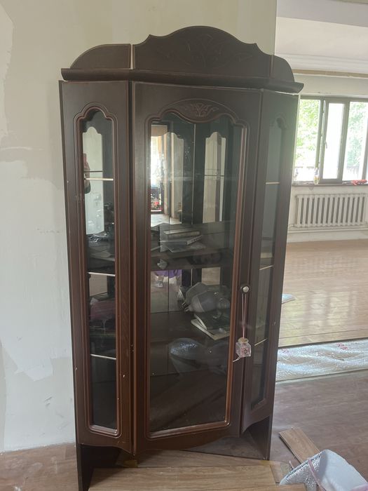 Срочно продам прихожка шкаф