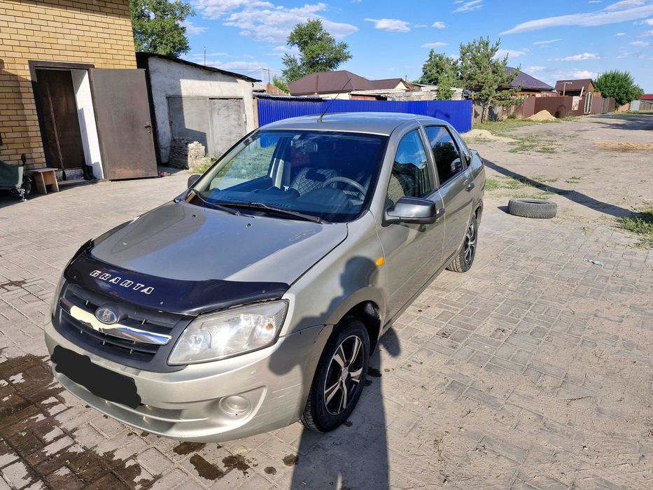 Продам Лада Гранта 2012 г.в.