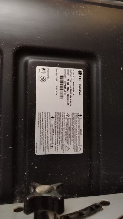 Продается телевизор не смарт LG