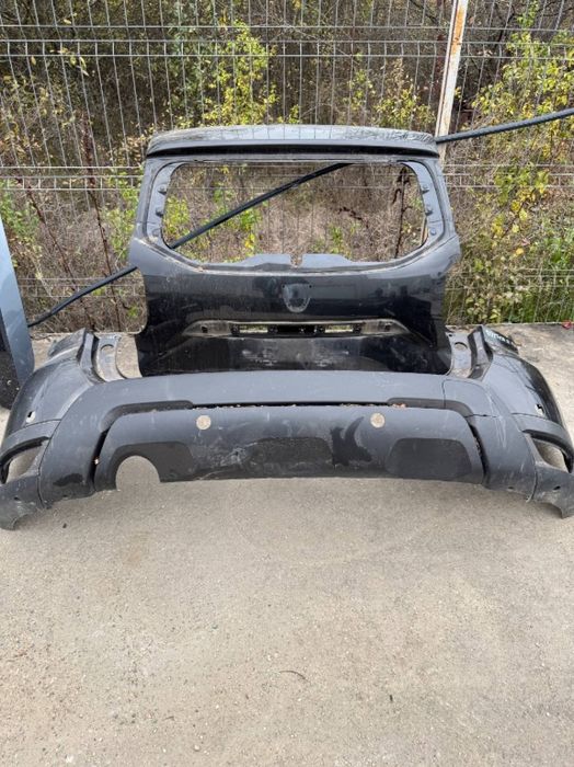 Haion + bara spate Dacia Duster 2 NEGRU 2017/2018/2019/2020/2021/2022