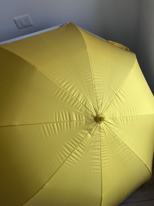 umbrela pantone 120