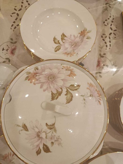 Столовый сервиз Дулево