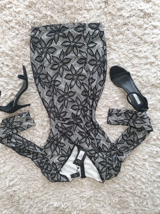 Rochita superba AX PARIS marime S