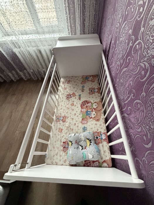 Кроватка детская