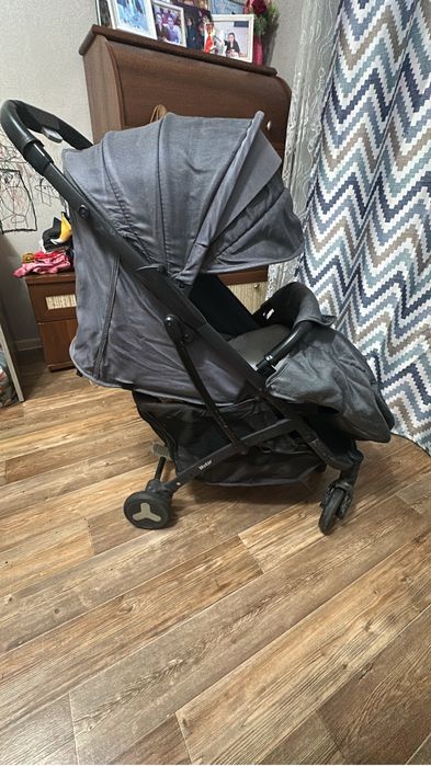 Продам детскую коляску