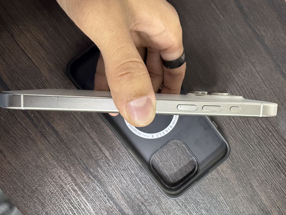 Срочна продам айфон 15 про макс 256gb