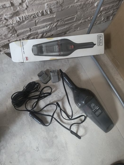 Aspirator de mașină