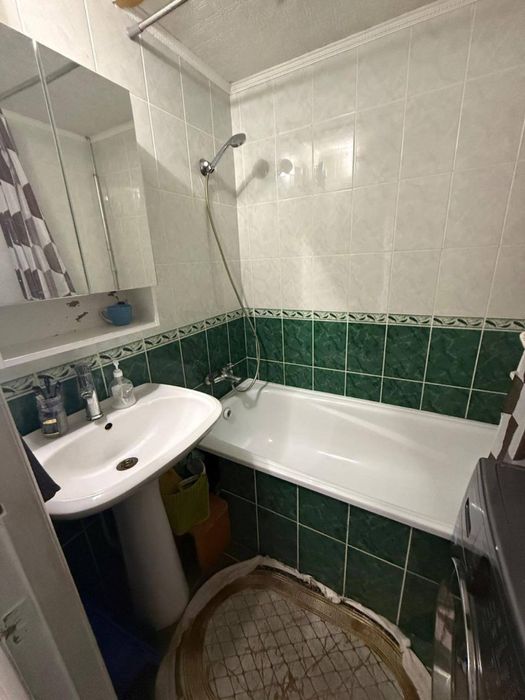 Продам 2 комнатную квартиру