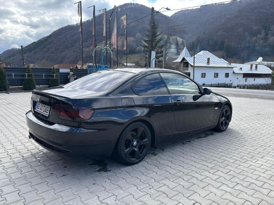 Bmw e92  an 2007 motor 2.0 benzina
