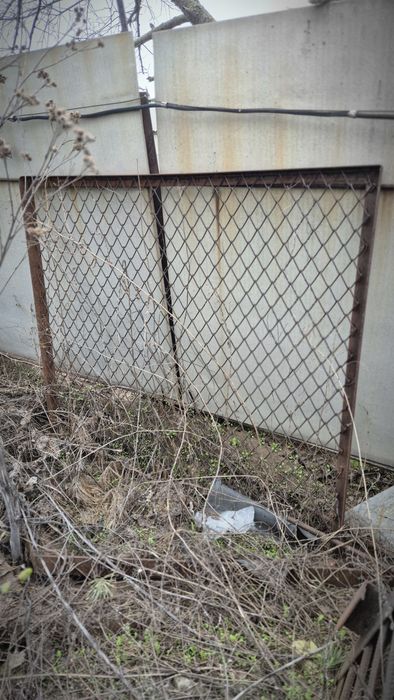 Продам металличекий забор