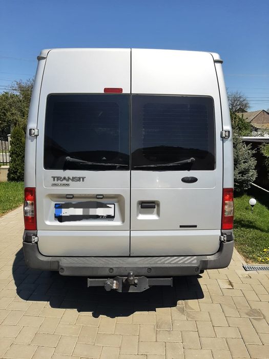FORD TRANSIT 2013 – 8+1