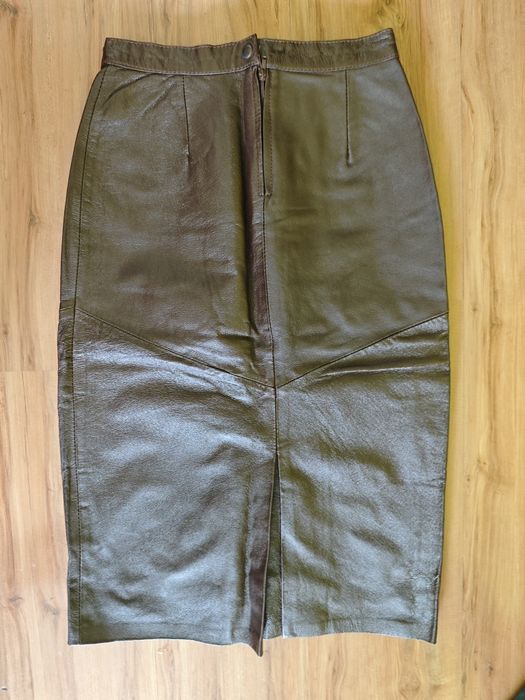 Естествена кожа пола кафява