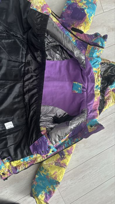 Продам зимний костюм на девочку