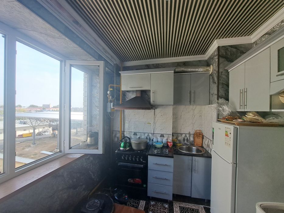 Kvartira 3 xonali odam boshiga 1 mln