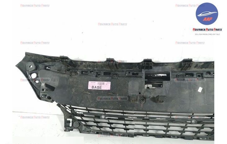 Оригинална централна решетка Пежо / Peugeot 2 [ , , , , ] Оригинална ц