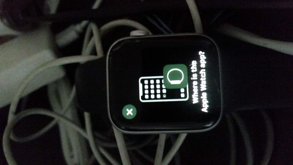 Apple Watch series 4 заключен, или за части