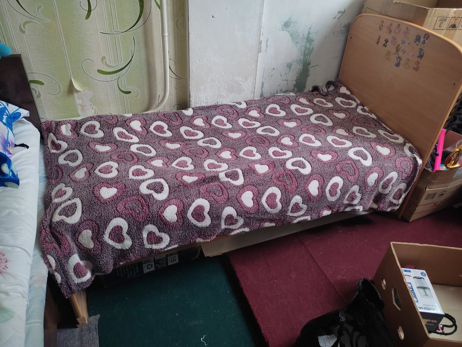 Кровать детская - подростковая срочно