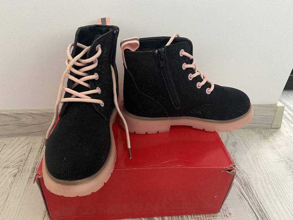 Ghetuțe fetițe noi