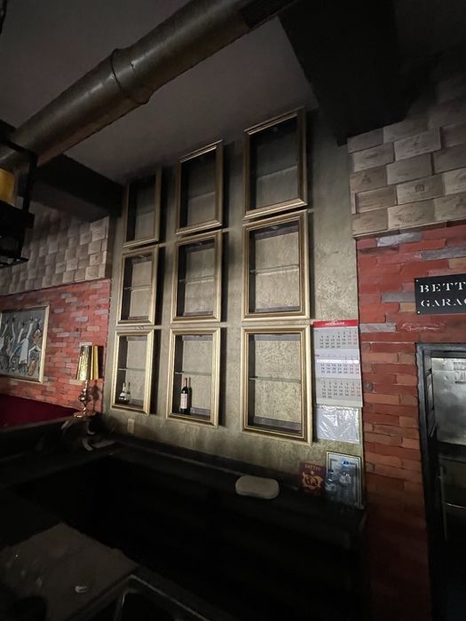 Мебели заведение