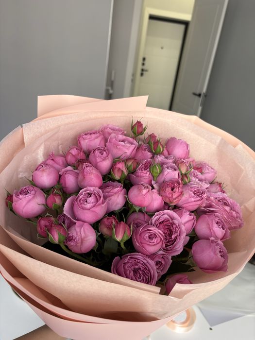 Продам букет из пионовидных роз