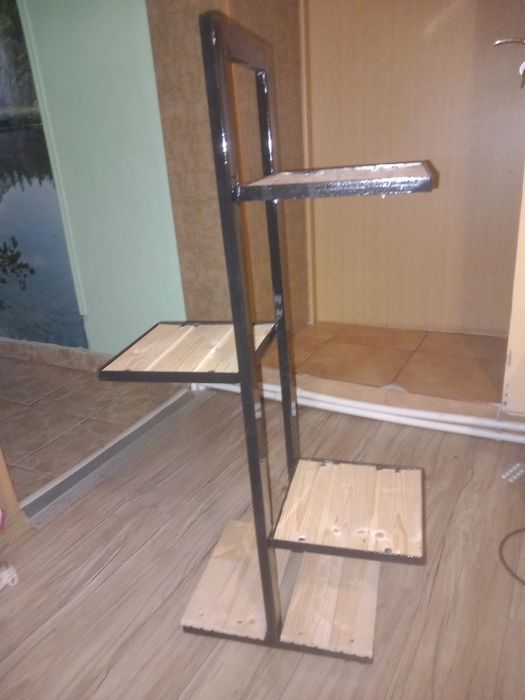 Suport flori pt patru ghivece