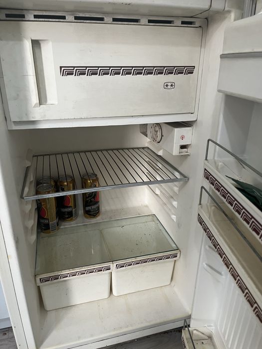 Продам холодильник