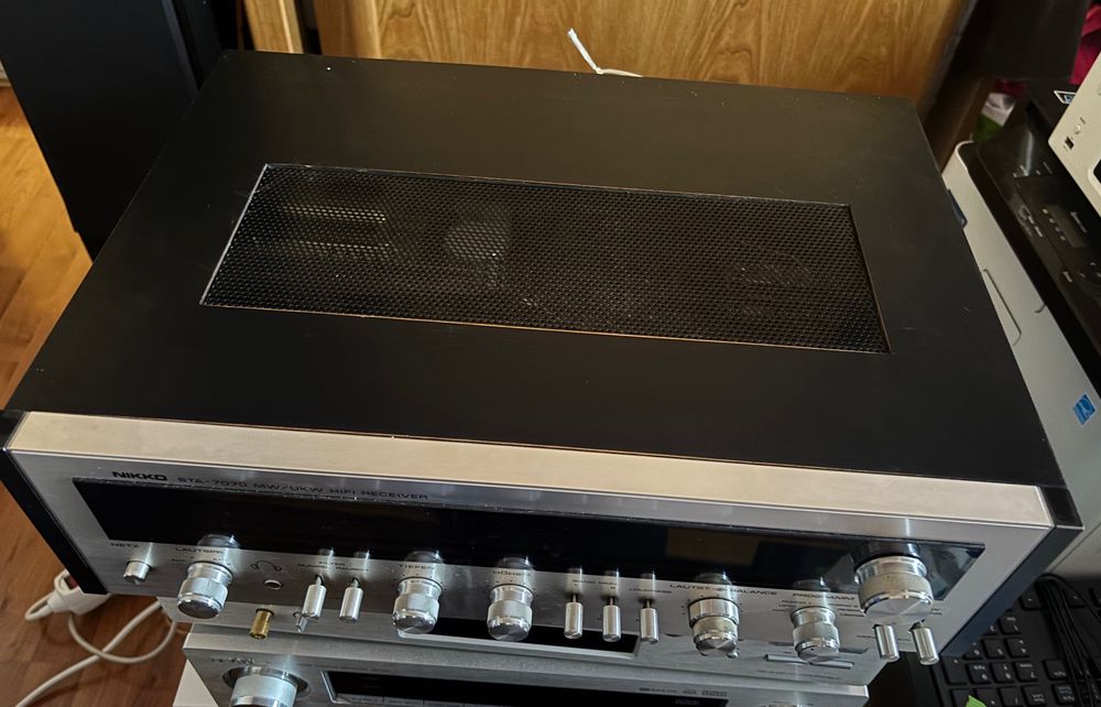 Nikko STA-7070  Receiver