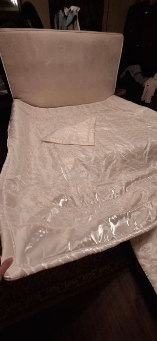 Жана покрывало, усталмаган