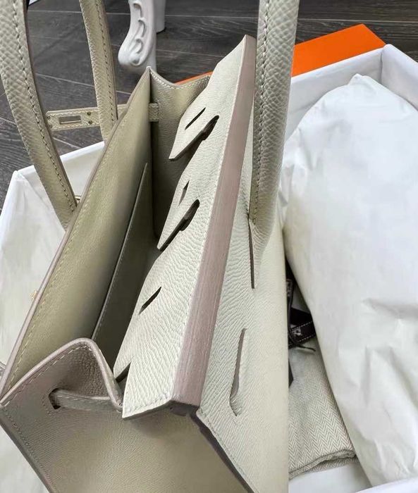 Чанта Hermès Kelly 28