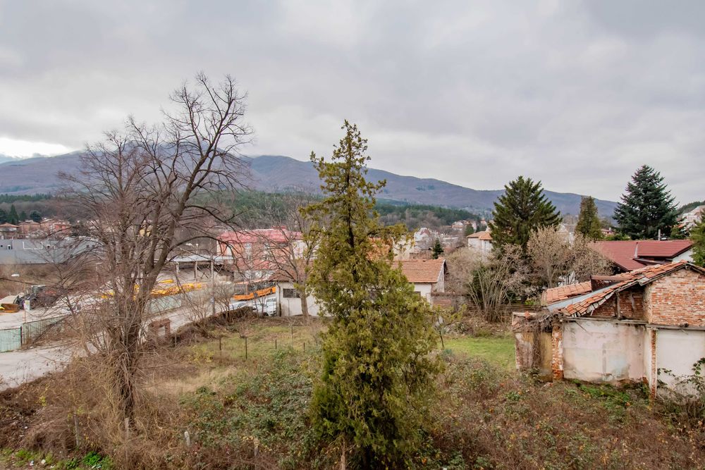 Тристаен апартамент в кв. Княжево
