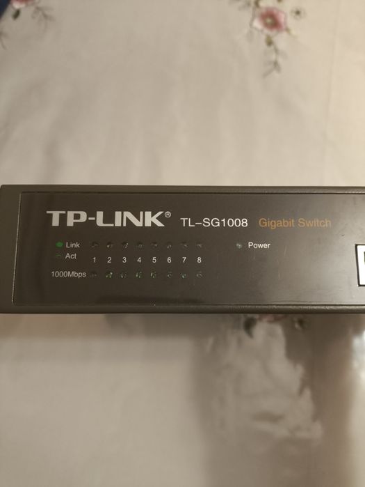 TP - LINK TL- SG1008