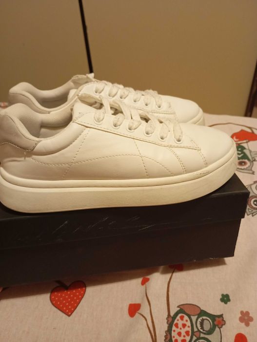 Adidași superbi Zara nr.35