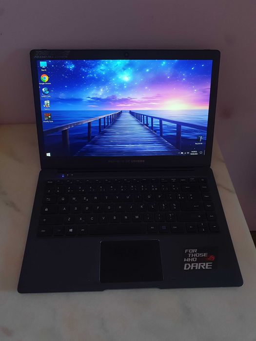 Laptop Unowhy Y13 – Ideal pentru Școală, Office și Navigare Net (Stare Excelentă)