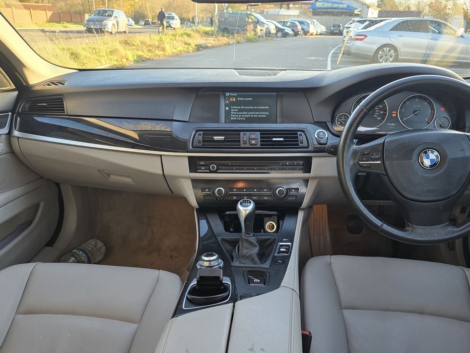 Vând Bmw 520 SE 2011