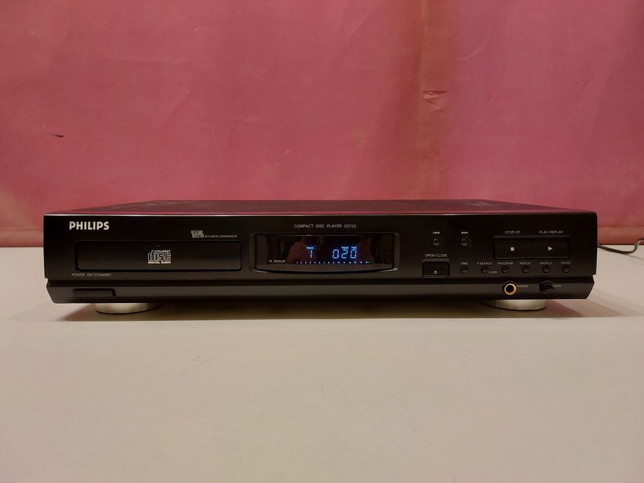 CD-Player Philips CD722. Class 1 Laser Product. Perfect funcțional.