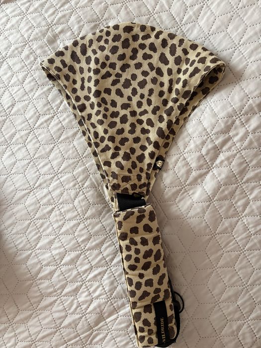 Носилка за дете тип кенгуру