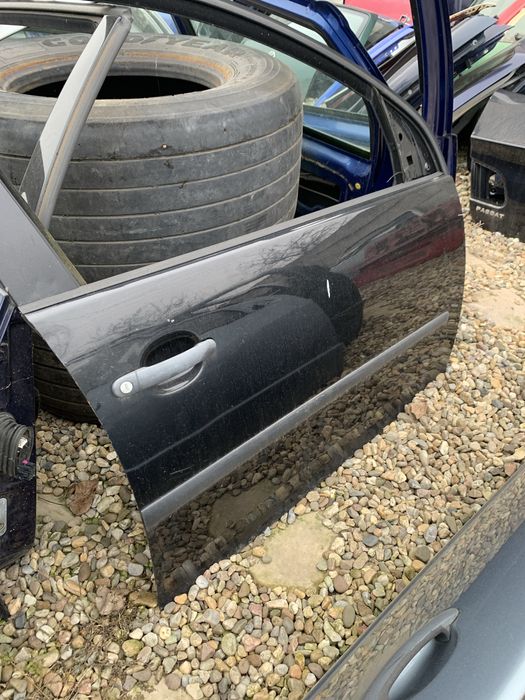 Usa golf 5 ?Fete de usi