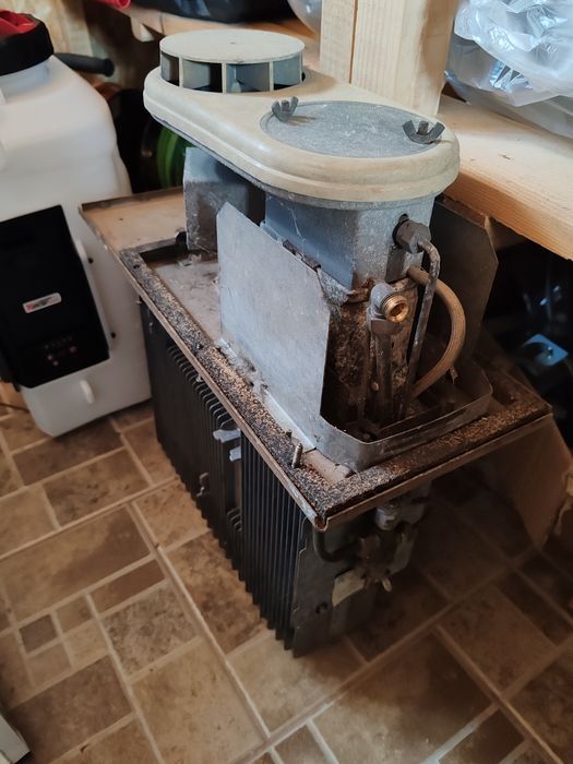 Vand următoarele piese pentru rulota