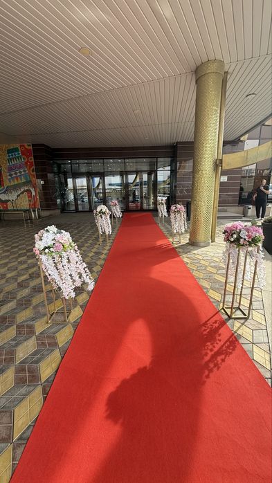 Аренда шатра посуды стол стульев