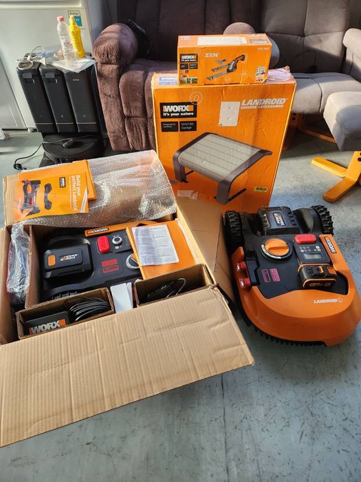 Акумулаторна косачка робот