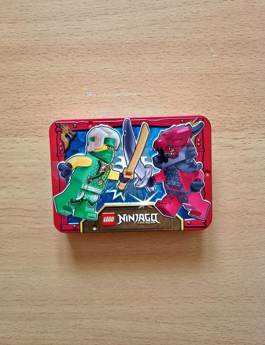 Lloyd vs Dragonian metal box, Lego Ninjago
