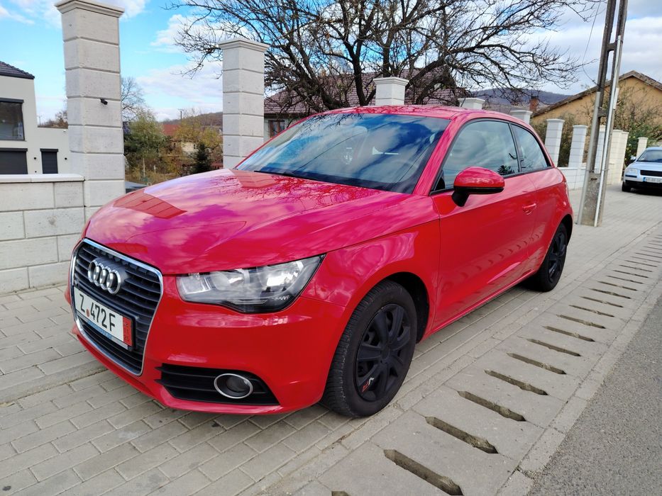 Vând Audi A1 benzina 1,4