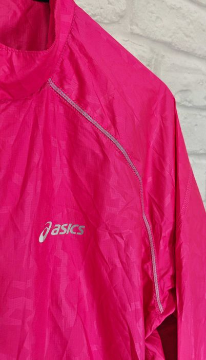 Asics Оригинално тънко дамско яке / горница за тичане размер L